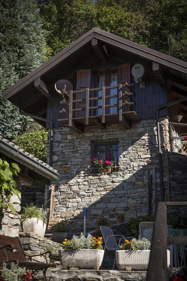 Corte Di Cavne' Miazzina Esterno foto